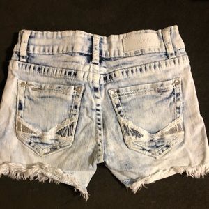 Daytrip white wash jean shorts